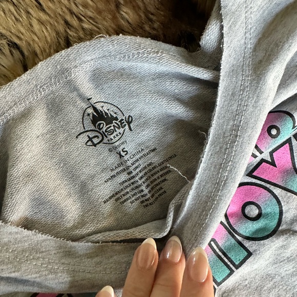 Minnie Exercise Set tank and sweatshirt - Picture 3 of 6